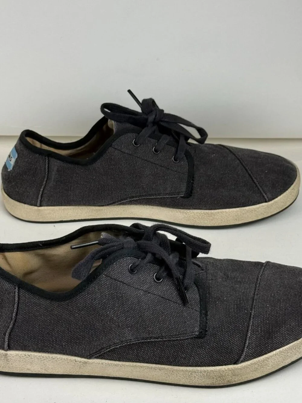 Men's TOMS Black Canvas Casual Lace-Up Sneakers Shoes Size 9 US (EU 42)